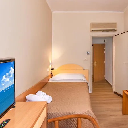Hotel Stella D'italia 3*