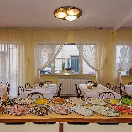 Hotel Stella D'italia 3*
