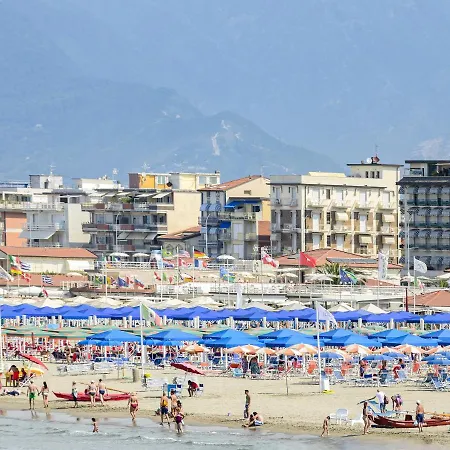 Stella D'italia Otel Viareggio