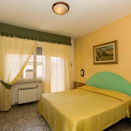Otel Stella D'italia Viareggio